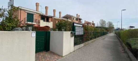 2 bedrooms Apartment in Jesolo, Italy No. 260275 4