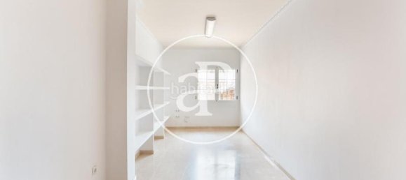 5 bedrooms House in Paterna, Spain No. 157370 23