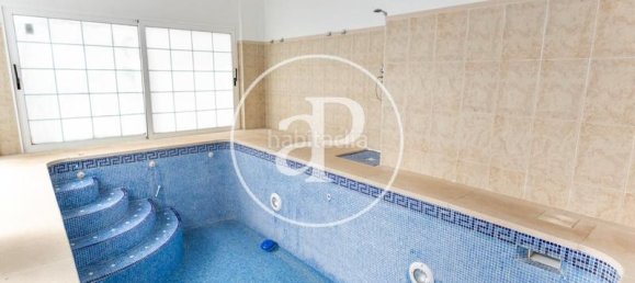 5 bedrooms House in Paterna, Spain No. 157370 26