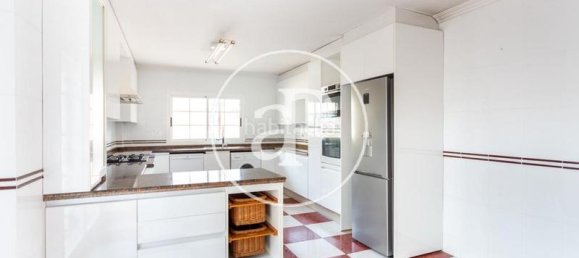 5 bedrooms House in Paterna, Spain No. 157370 18