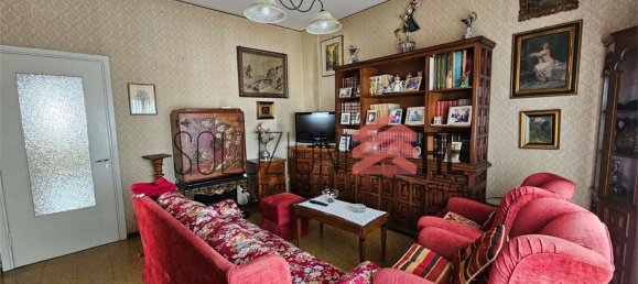 3غرفة شقة في Novara, Italy رقم 307571 4