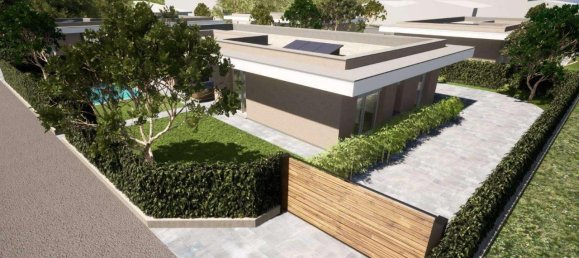 5 rooms Villa in Mantua, Italy No. 246987 4