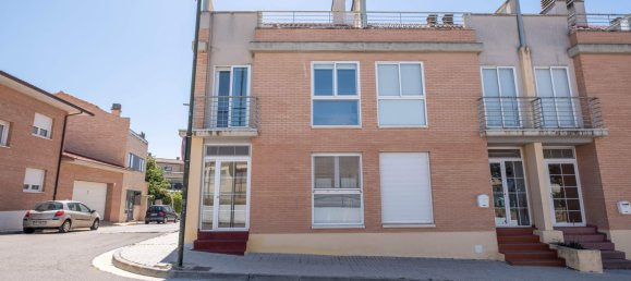 4 Schlafzimmer Stadthaus in Villanueva de Gallego, Spain, Nr. 65551 44