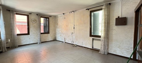 8-salle Maison à Chioggia, Italy No. 220128 8