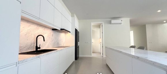 4 bedrooms Villa in Pattaya, Thailand No. 23437 8