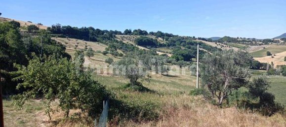 4 bedrooms House in San Severino Marche, Italy No. 222386 13