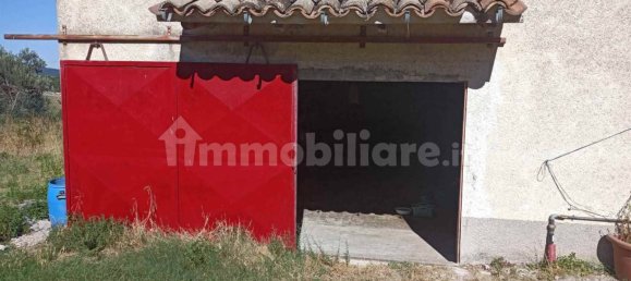 4 bedrooms House in San Severino Marche, Italy No. 222386 3