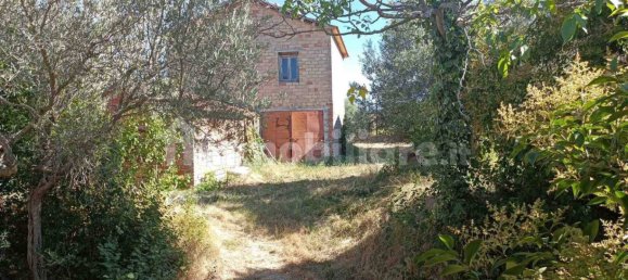 4 bedrooms House in San Severino Marche, Italy No. 222386 16