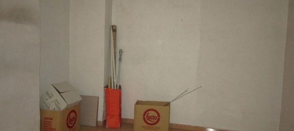 97m² Commercial property in Cordoba, Spain No. 180116 9