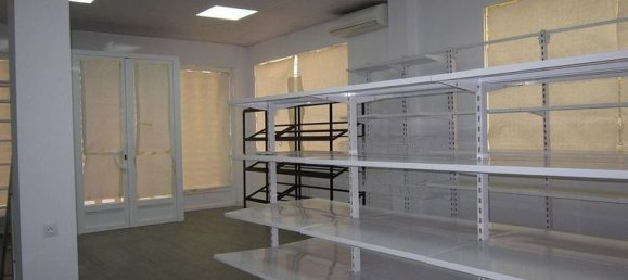 97m² Commercial property in Cordoba, Spain No. 180116 2