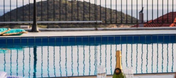 5 Schlafzimmer Villa in Anavyssos, Greece, Nr. 93793 8