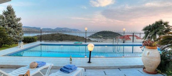 5 Schlafzimmer Villa in Anavyssos, Greece, Nr. 93793 9