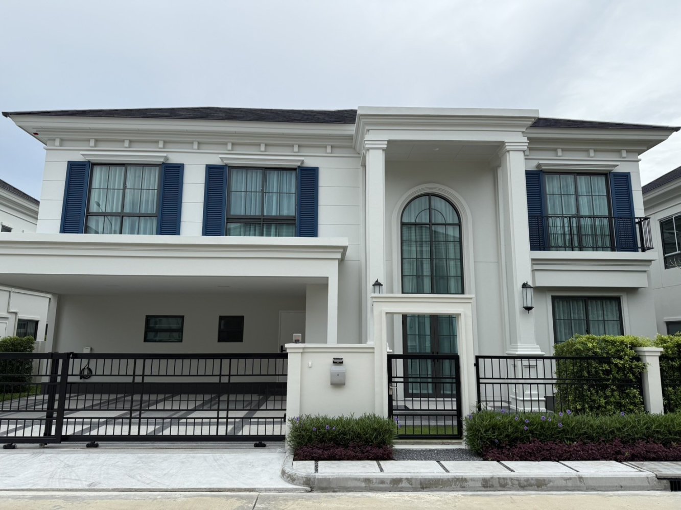 Casa T4 em Bang Na, Thailand N.º 65499