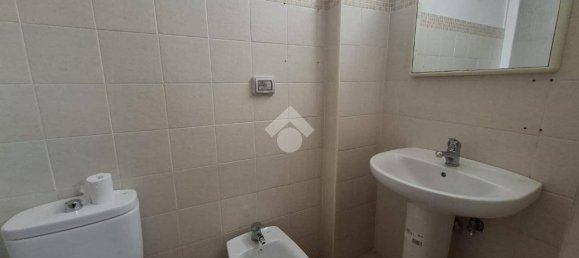 Apartamento de 3 dormitorios en Catania, Italy No. 49910 18