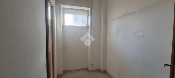 Apartamento de 3 dormitorios en Catania, Italy No. 49910 16