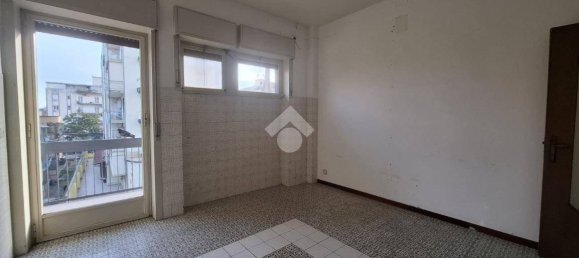 Apartamento de 3 dormitorios en Catania, Italy No. 49910 19