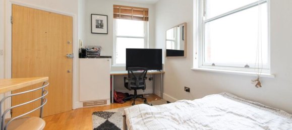 Studio in Holborn, United Kingdom No. 5611 2