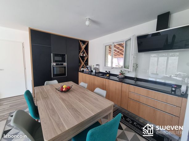 3 Schlafzimmer Haus in Berat, France, Nr. 312338