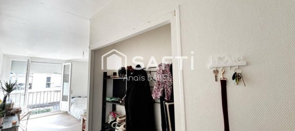 Estudio en Chatillon-sur-Seine, France No. 328627 2