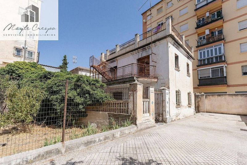 Casa de 3 dormitorios en Granada, Spain No. 237824