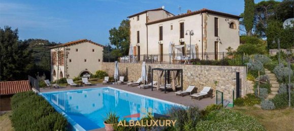 6 bedrooms Villa in Palaia, Italy No. 553 7