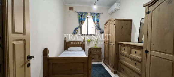 3 غرف نوم طابقين في Xghajra, Malta رقم 2075 23
