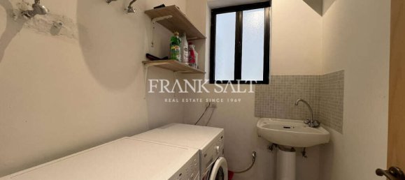 3 غرف نوم طابقين في Xghajra, Malta رقم 2075 27