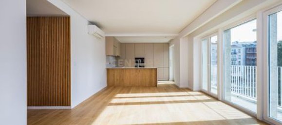 Apartamento de 2 dormitorios en Lisbon, Portugal No. 147281 4
