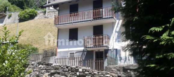 2 bedrooms House in Malesco, Italy No. 268571 2