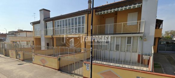 2 Schlafzimmer Wohnung in Comacchio, Italy, Nr. 378218 6