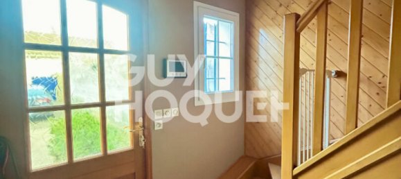 4 bedrooms House in Jaux, France No. 75071 3