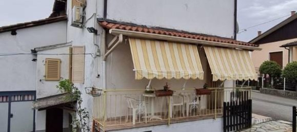 6-Zimmer Haus in Montecalvo Versiggia, Italy, Nr. 109363 6