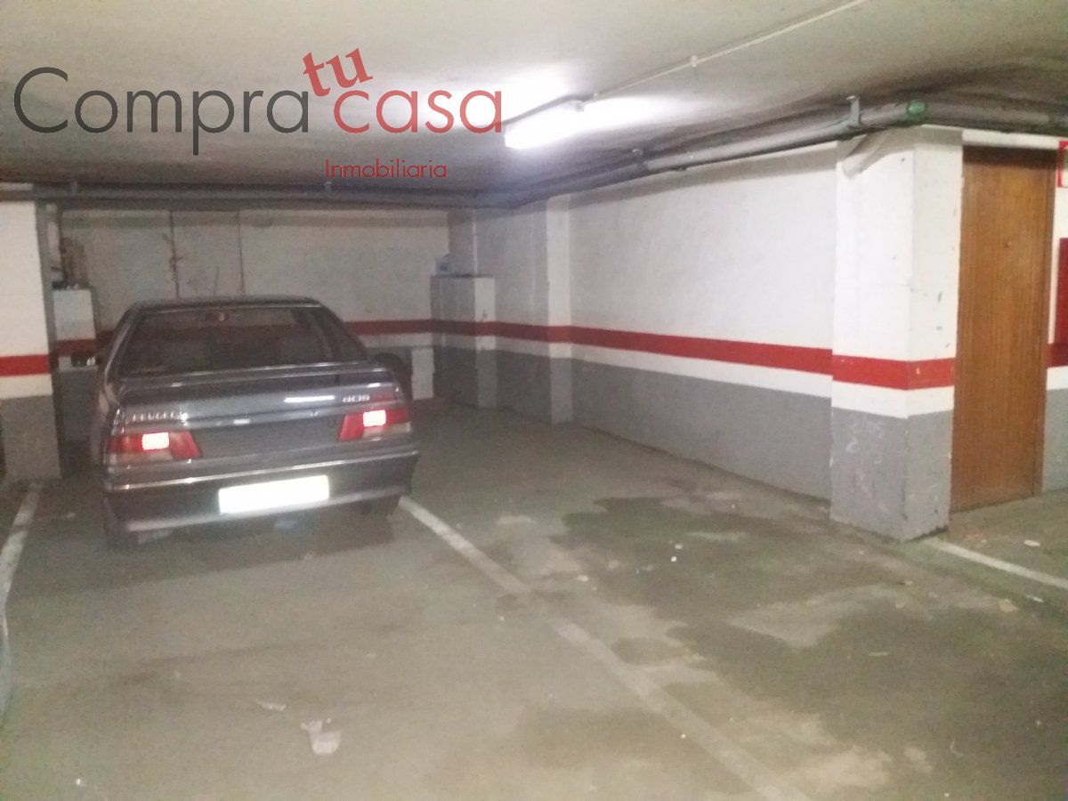 36m² Garage in Segovia, Spain No. 26421