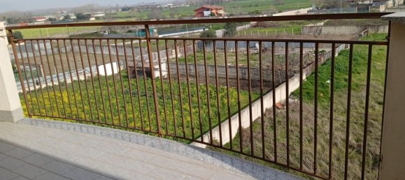 4 rooms Apartment in Villa di Briano, Italy No. 228138 20