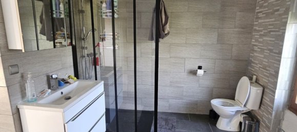 2 bedrooms House in Raillimont, France No. 258013 4