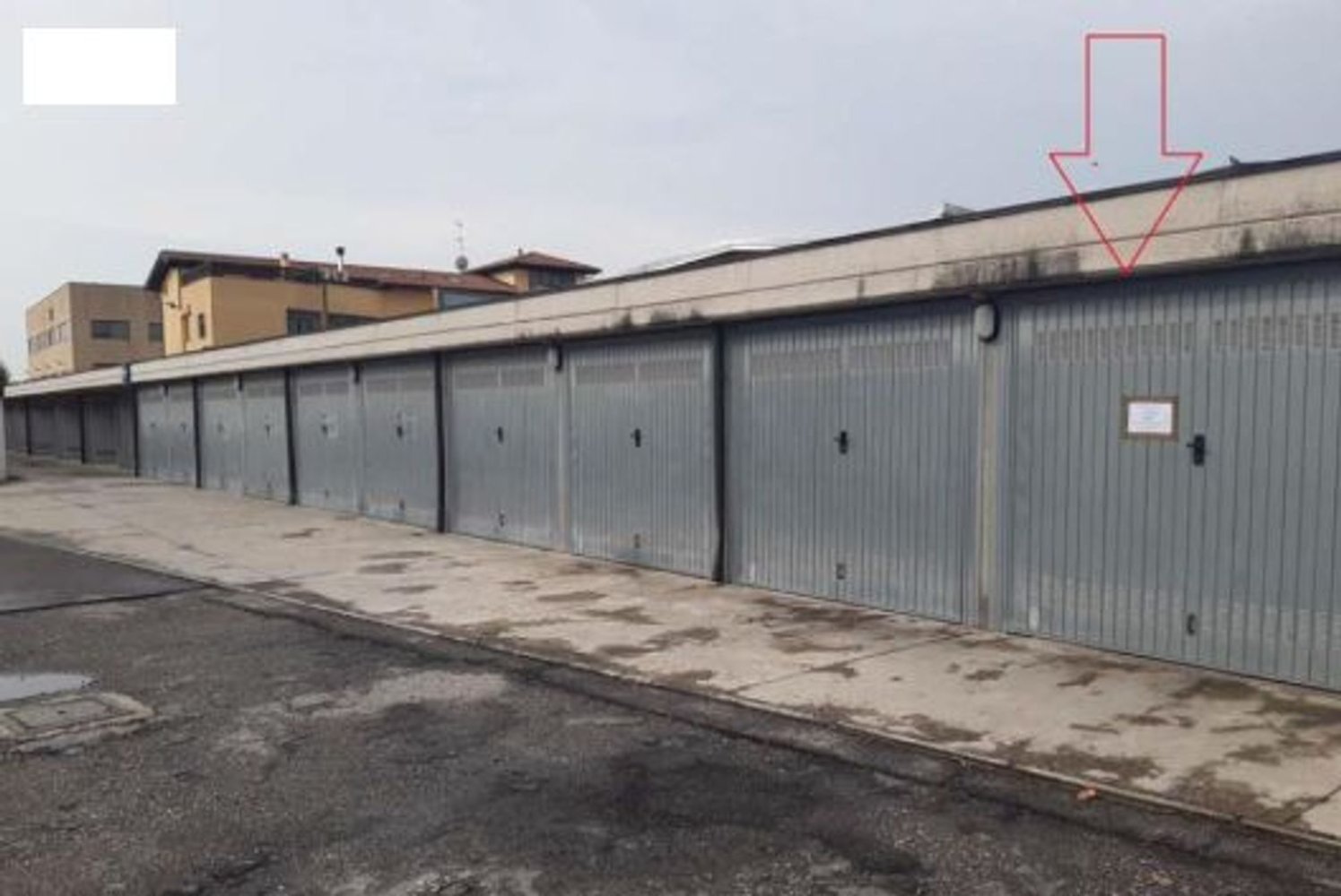  مرآب في Buccinasco, Italy 15متر مربع رقم 121234