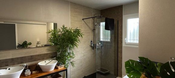 2 Schlafzimmer Haus in Neuville-de-Poitou, France, Nr. 338890 2