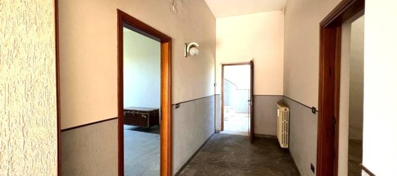 4 bedrooms House in Isola del Liri, Italy No. 54037 12