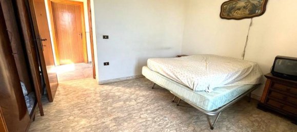 4 bedrooms House in Isola del Liri, Italy No. 54037 14