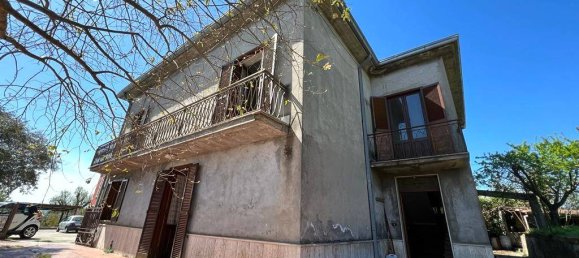 4 bedrooms House in Isola del Liri, Italy No. 54037 17