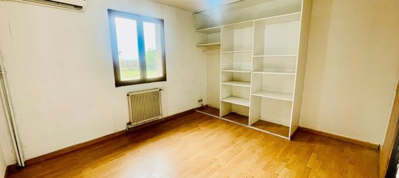 Дом с 4 спальнями в Бюси-ле-Руа, Франция № 221399 4