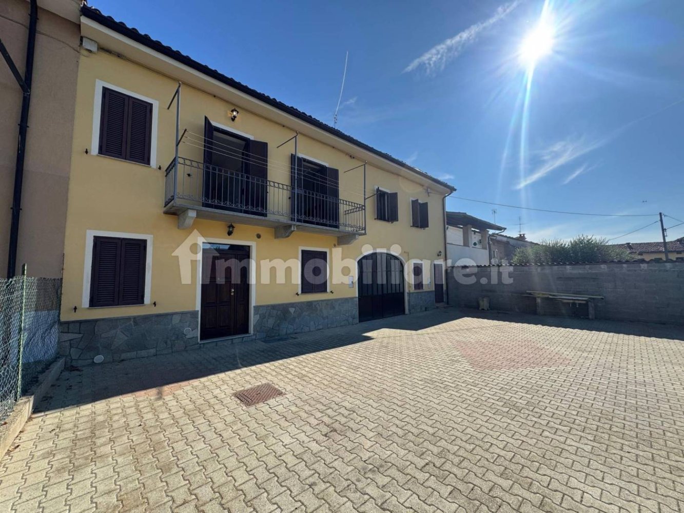 4 bedrooms Villa in Asti, Italy No. 277632
