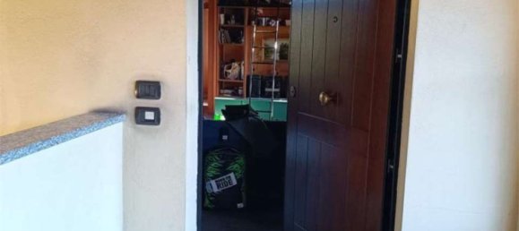 Apartamento de 3 habitaciónes en Limbiate, Italy No. 313876 5