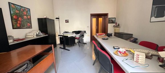 3 rooms Apartment in Naples, Italy No. 182784 22