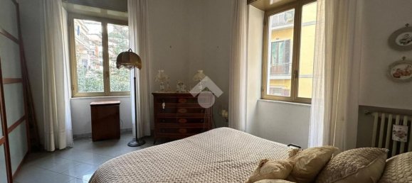 3 rooms Apartment in Naples, Italy No. 182784 8