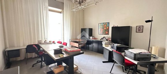 3 rooms Apartment in Naples, Italy No. 182784 20