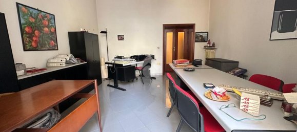 3 rooms Apartment in Naples, Italy No. 182784 21