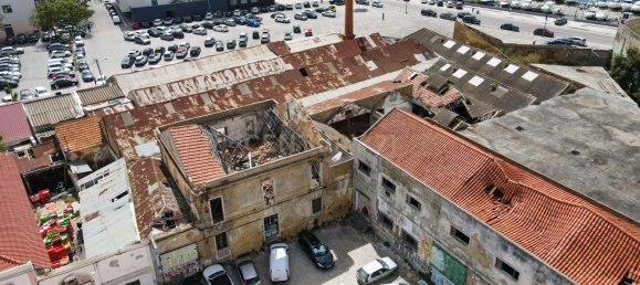 Коммерческая недвижимость 1270м² в Сетубал, Португалия № 146134 5