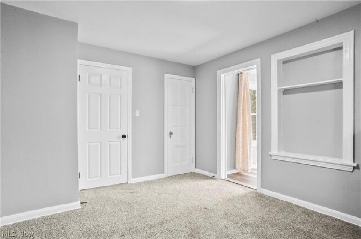 4 bedrooms House in Euclid, USA No. 430842