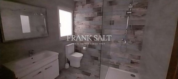 3 chambres Penthouse à Xewkija, Malta No. 1071 15